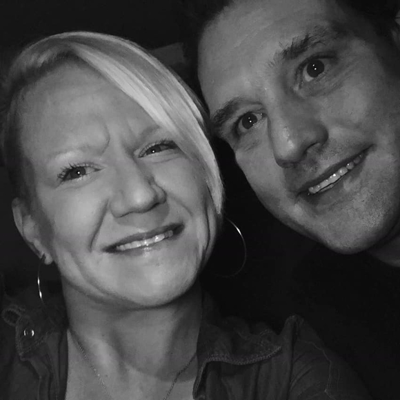 Meet your Posher, Tiffany - Picture 1 of 1